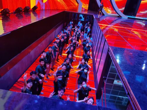 為44名東登央視舞臺的東林學子點贊 青春風采，夢想綻放